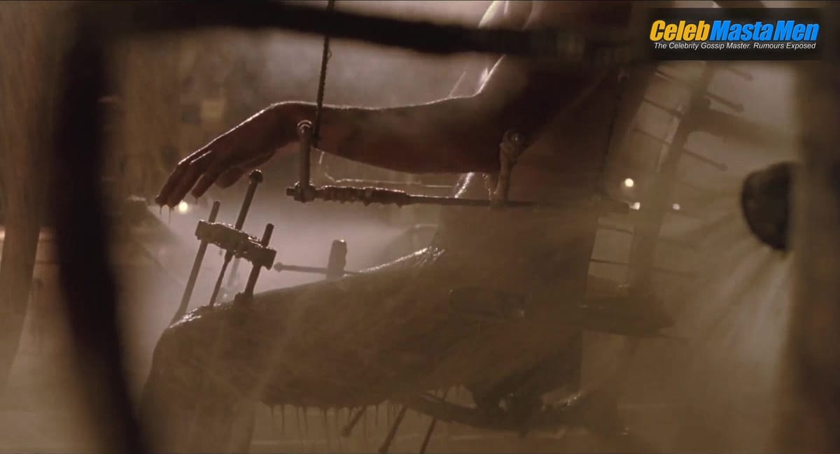 Jared Padalecki Shirtless Scene from House Of Wax