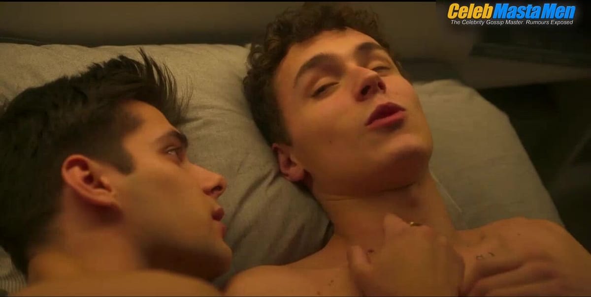 Miguel Bernardeau, Alvaro Rico and Aron Piper's Underwear, Shirtless Scene from Elite