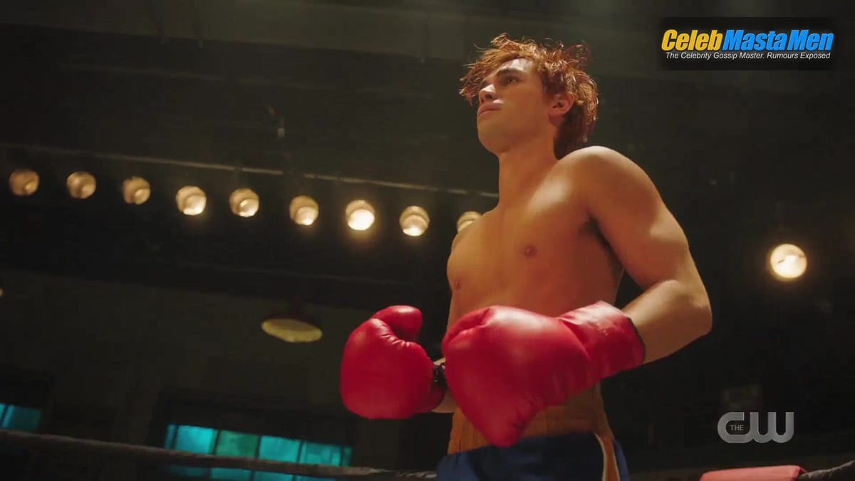 K.J. Apa and Chris O'Shea's Shirtless Scene in Riverdale