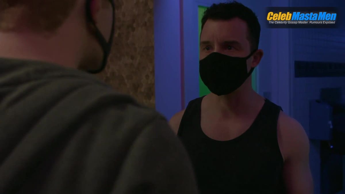Cameron Monaghan and Noel Fisher's Shirtless Scene in Shameless